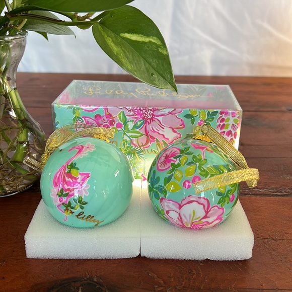 Lilly Pulitzer Christmas ornaments - Picture 2 of 5